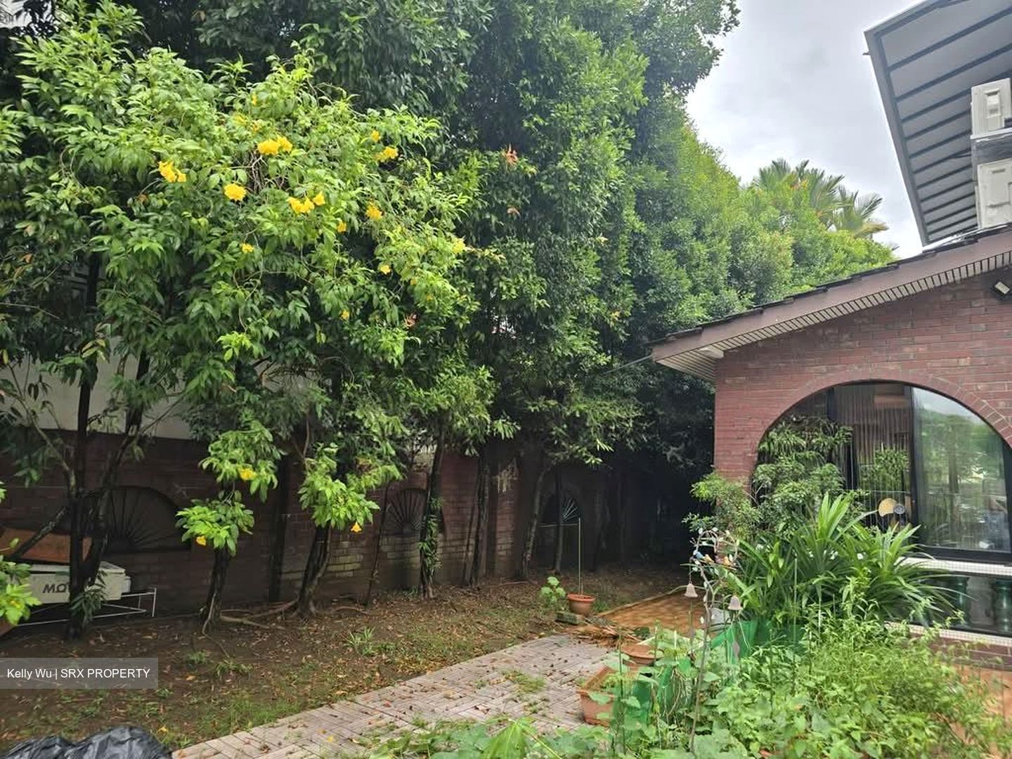 The Top Residence (D19), Terrace #560430961